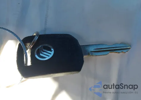 2005 Mercury Sable Gs from USA, damaged, VIN 1MEFM50U55A627033